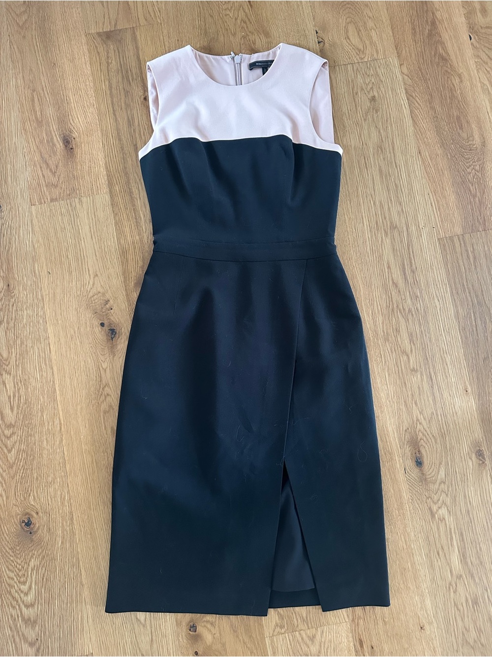 BCBGMaxAzria Two-Tone Sleeveless Sheath Dress in Black and Light Pink